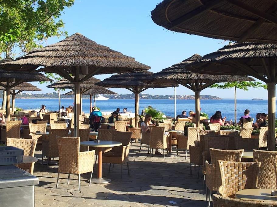 Riviera Garden Recluse, Close To Sea N Holiday home